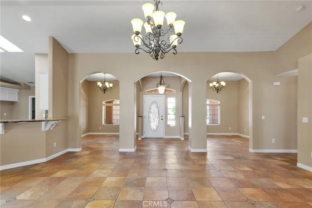 14572 Sultana Street, Hesperia, California 92345 home-pic-2