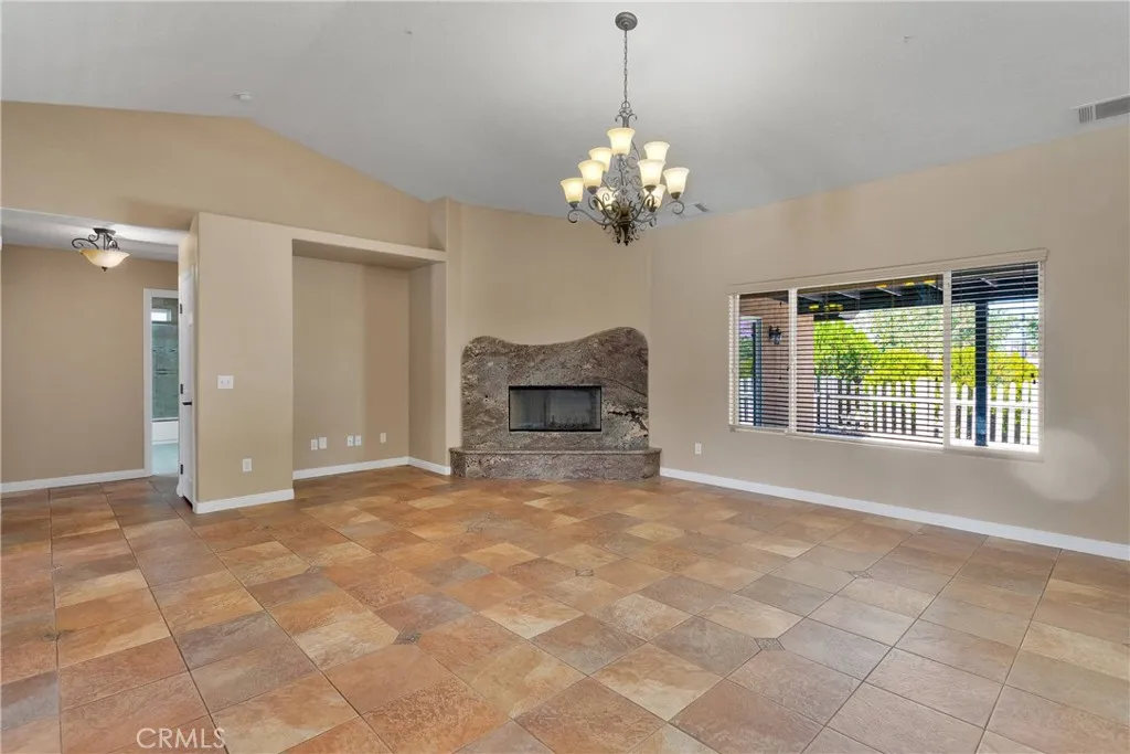 14572 Sultana Street, Hesperia, California 92345 home-pic-3