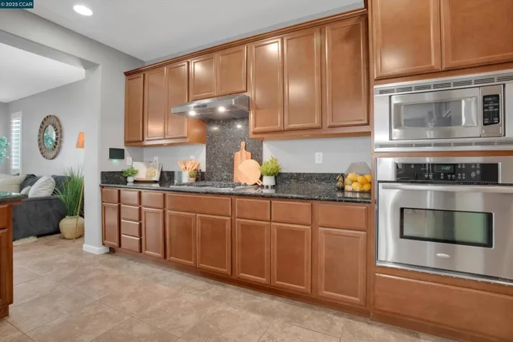 1664 Bedford Ct, Brentwood, California 94513