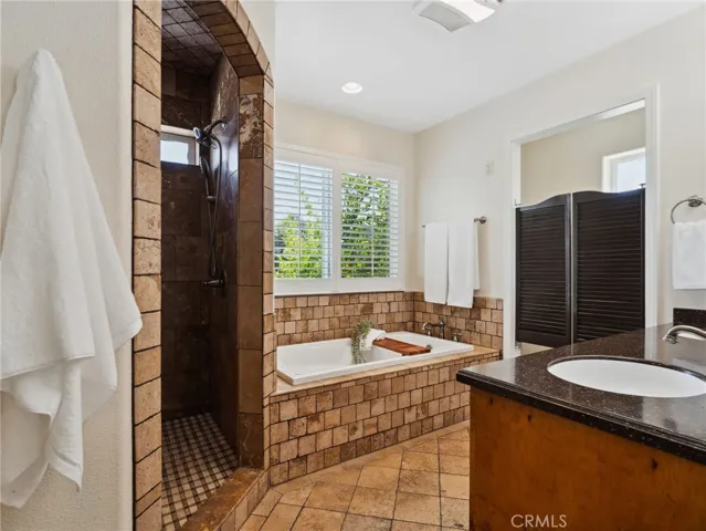 2979 Keeling Avenue, Lakeport, California 95453