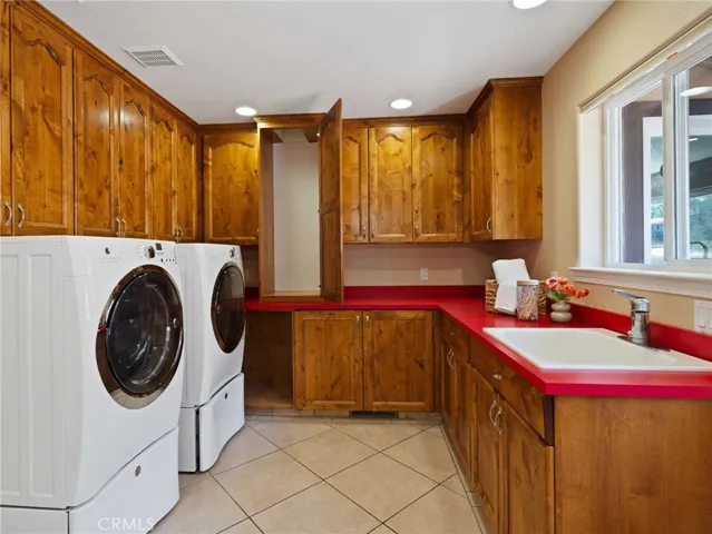 2979 Keeling Avenue, Lakeport, California 95453