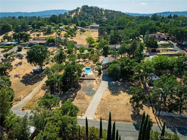 2979 Keeling Avenue, Lakeport, California 95453