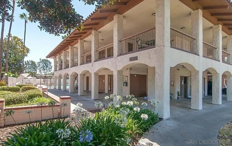 10669 San Diego Mission Rd 203, San Diego, California 92108