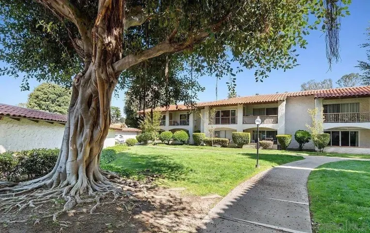 10669 San Diego Mission Rd 203, San Diego, California 92108
