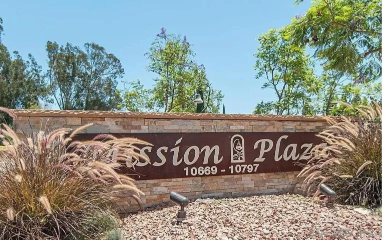 10669 San Diego Mission Rd 203, San Diego, California 92108
