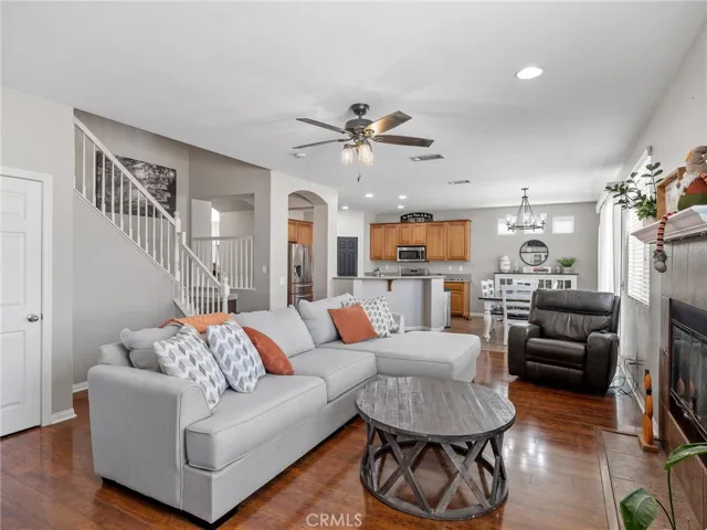 2190 2190 Diamond Avenue, Barstow, California 92311