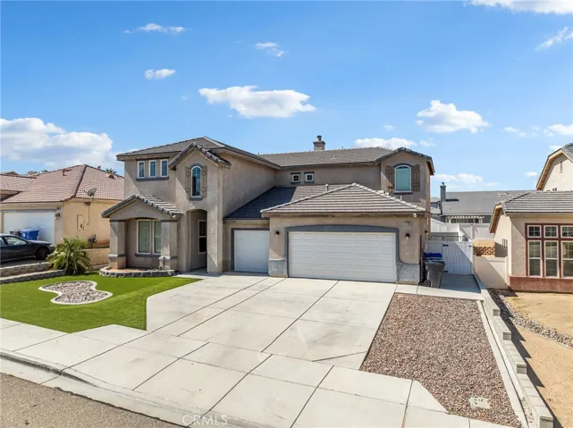 2190 2190 Diamond Avenue, Barstow, California 92311