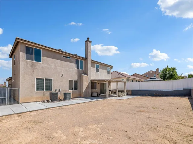 2190 2190 Diamond Avenue, Barstow, California 92311