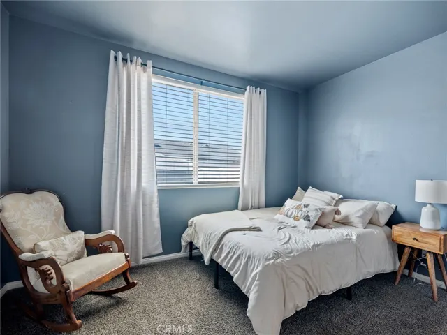 2190 2190 Diamond Avenue, Barstow, California 92311