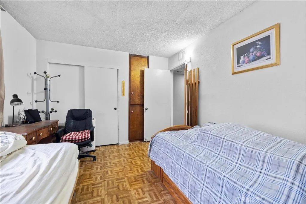 1717 S San Gabriel Blvd, San Gabriel, California 91776 home-pic-20