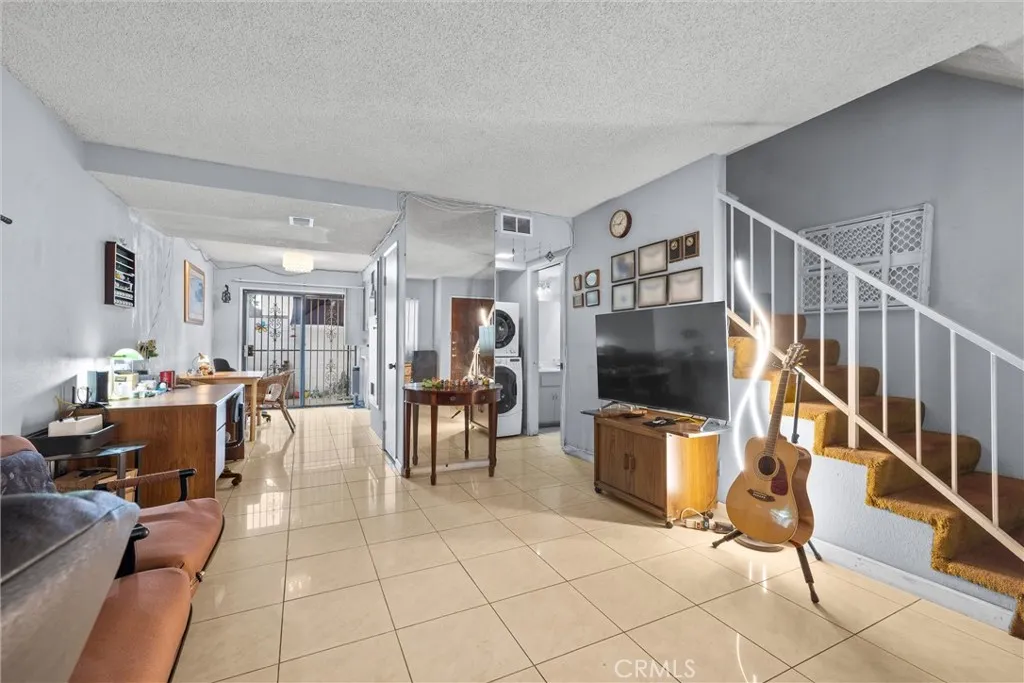 1717 S San Gabriel Blvd, San Gabriel, California 91776 home-pic-2