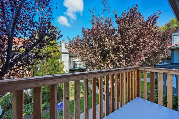 154 Granada, Mountain View, California 94043