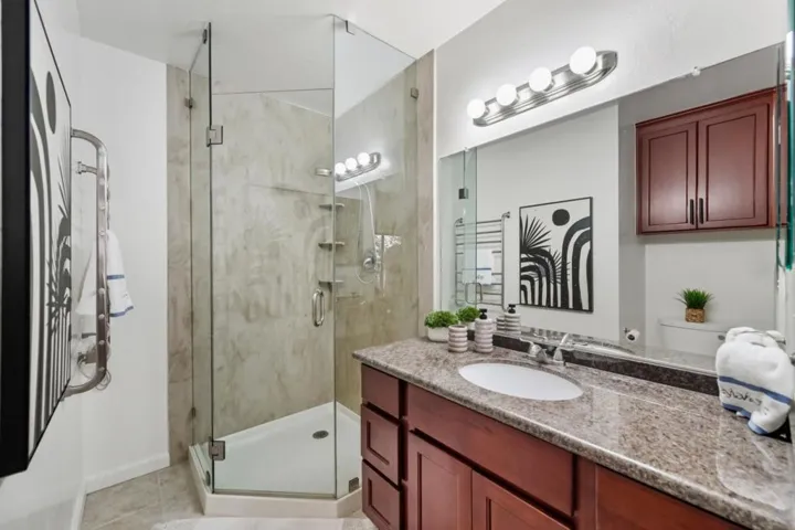 154 Granada, Mountain View, California 94043