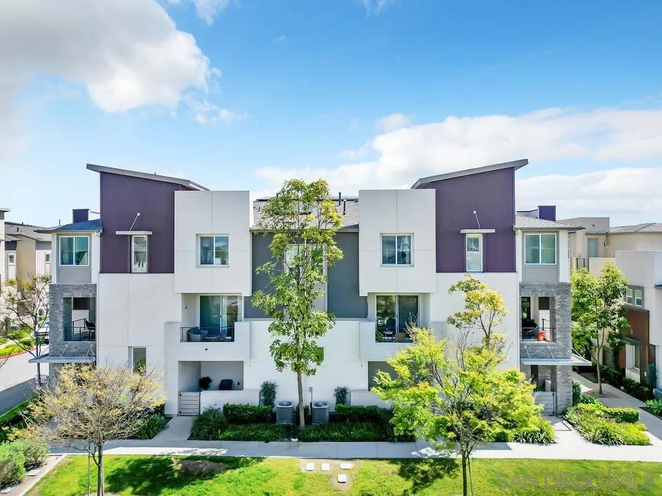 1842 Observation Way 3, Chula Vista, California 91915 home-pic-2
