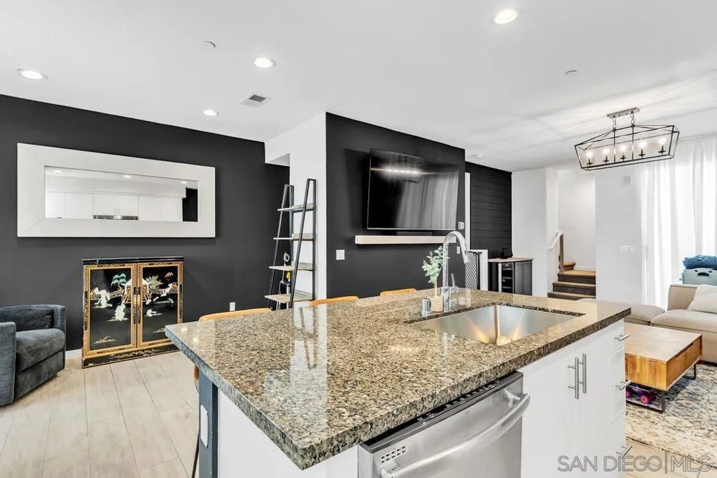 1842 Observation Way 3, Chula Vista, California 91915 home-pic-13