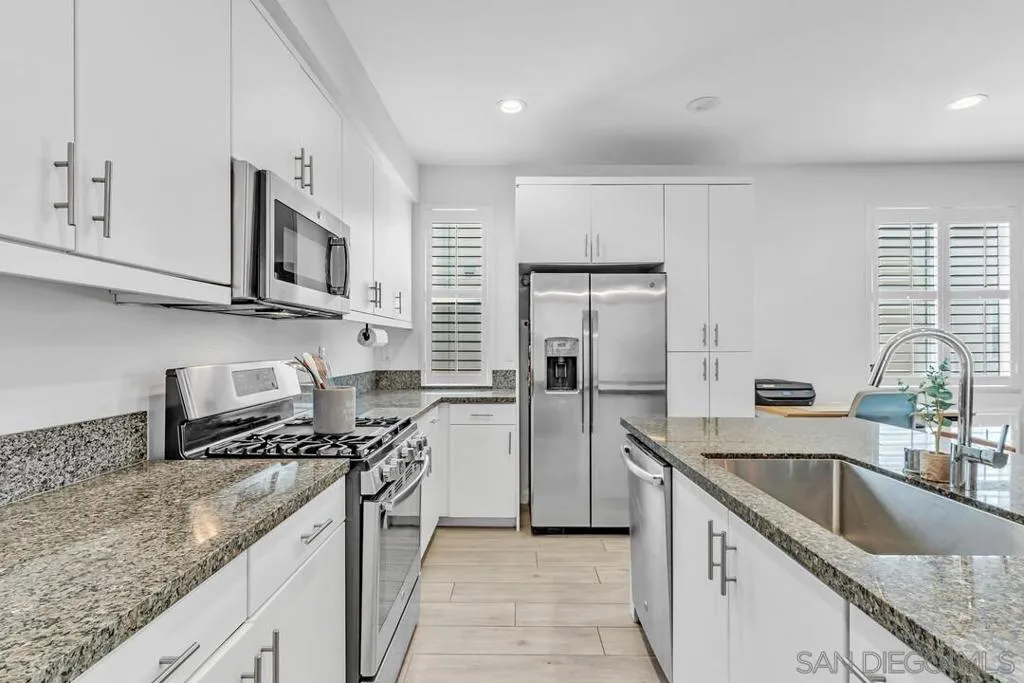 1842 Observation Way 3, Chula Vista, California 91915 home-pic-11