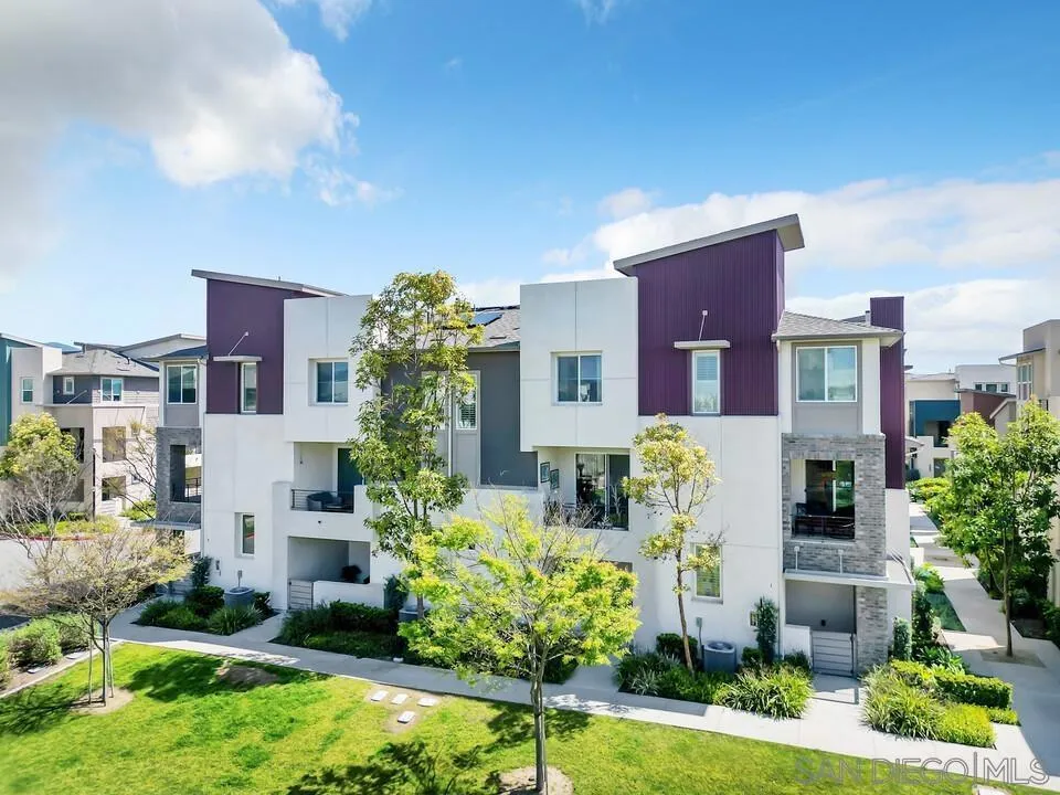 1842 Observation Way 3, Chula Vista, California 91915 home-pic-1
