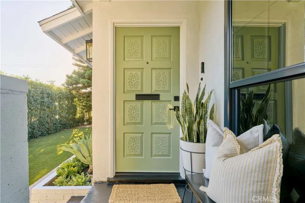 4800 4800 Mary Ellen, Sherman Oaks, California 91423 home-pic-7
