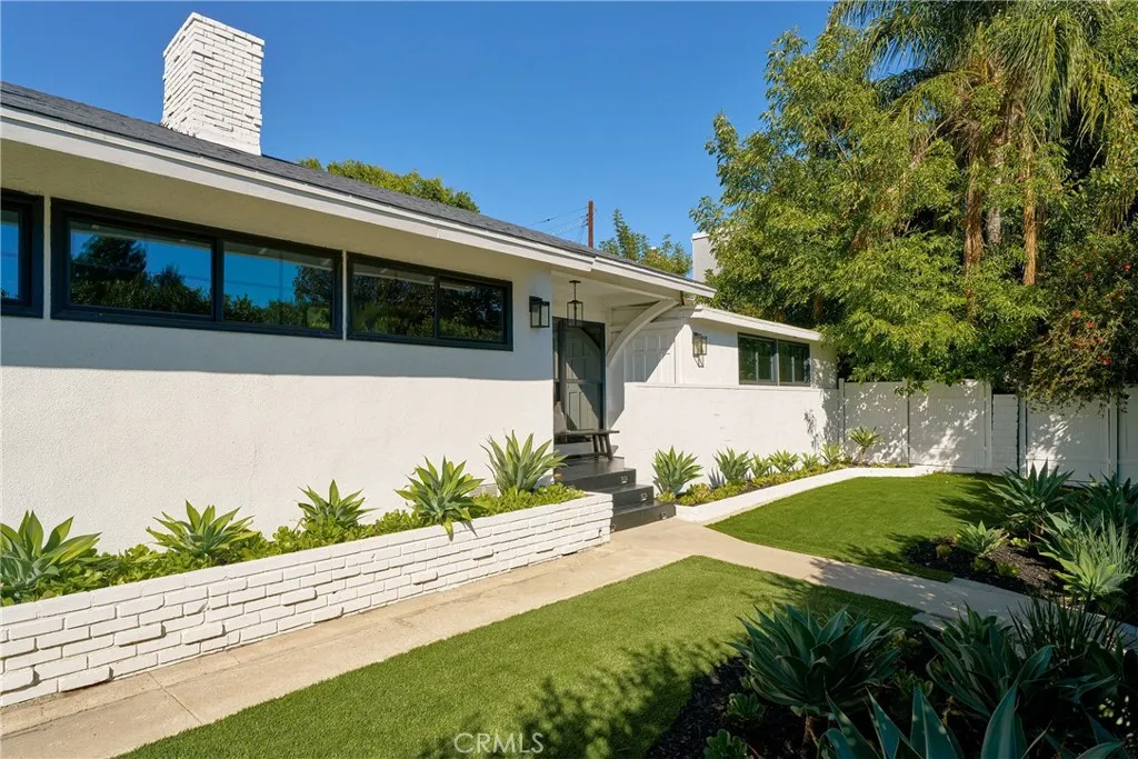 4800 4800 Mary Ellen, Sherman Oaks, California 91423 home-pic-5