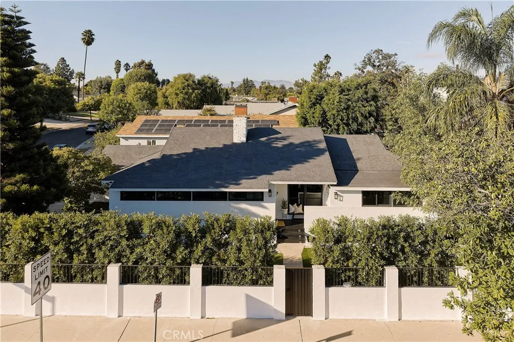 4800 4800 Mary Ellen, Sherman Oaks, California 91423 home-pic-1