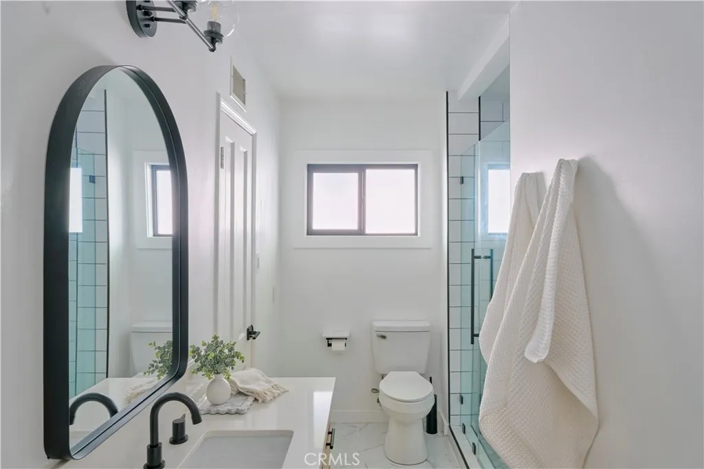 4800 4800 Mary Ellen, Sherman Oaks, California 91423 home-pic-34