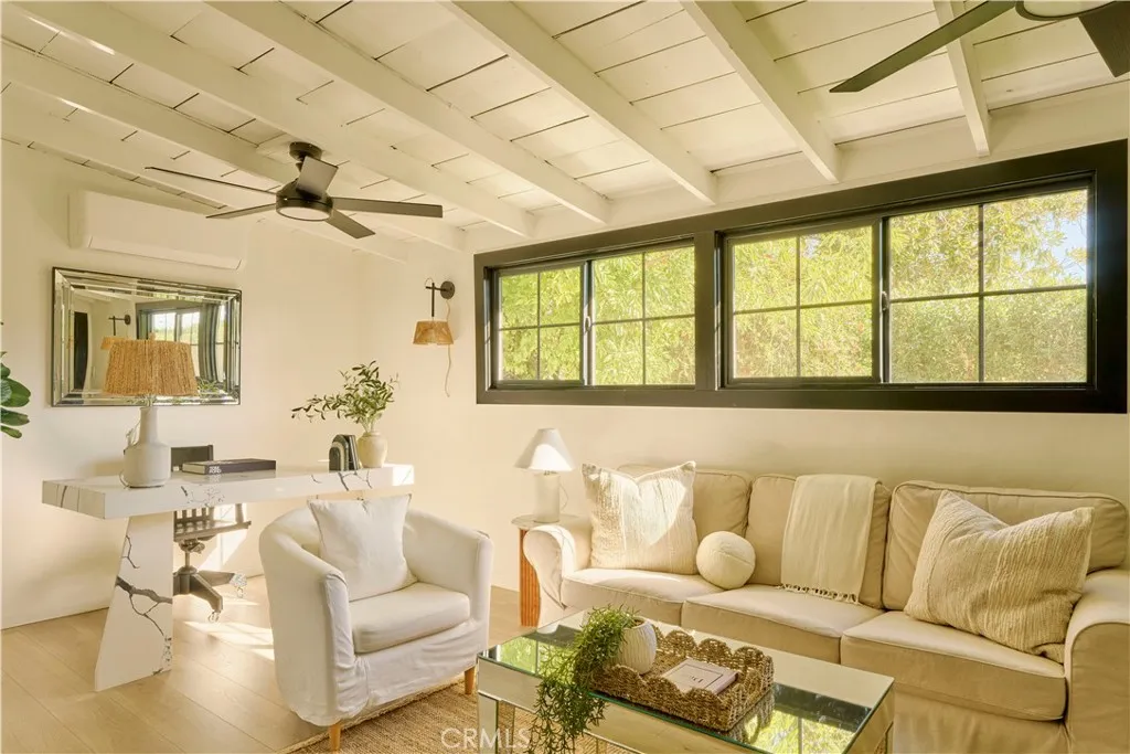 4800 4800 Mary Ellen, Sherman Oaks, California 91423 home-pic-16
