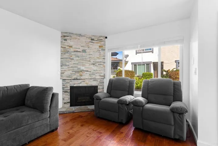 3414 Los Mochis Way, Oceanside, California 92056