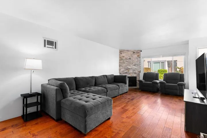 3414 Los Mochis Way, Oceanside, California 92056