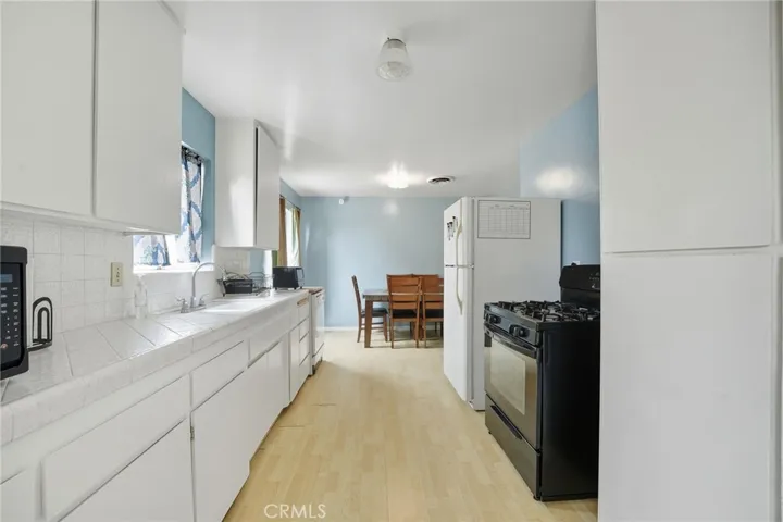 15141 Randall, Fontana, California 92335
