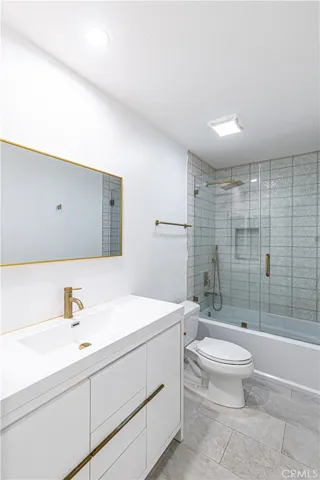 Bathroom Upstairs