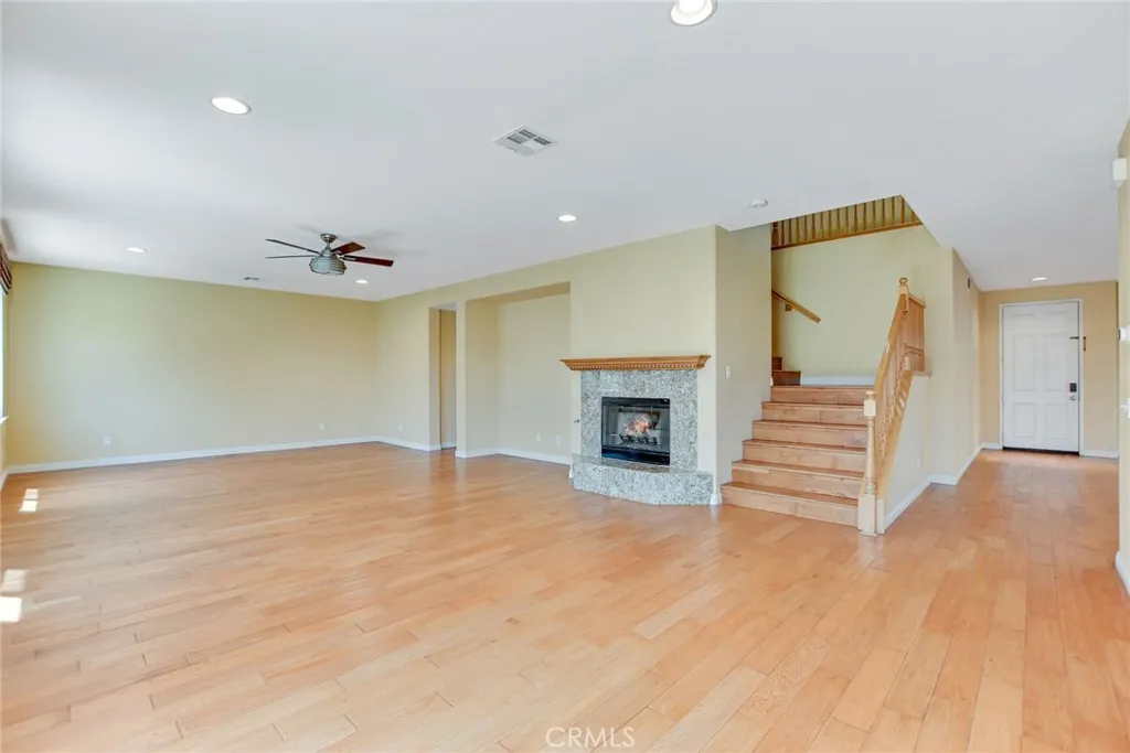 12139 Serra Avenue, Chino, California 91710 home-pic-16