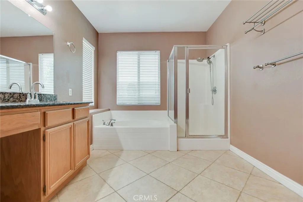 12139 Serra Avenue, Chino, California 91710 home-pic-25