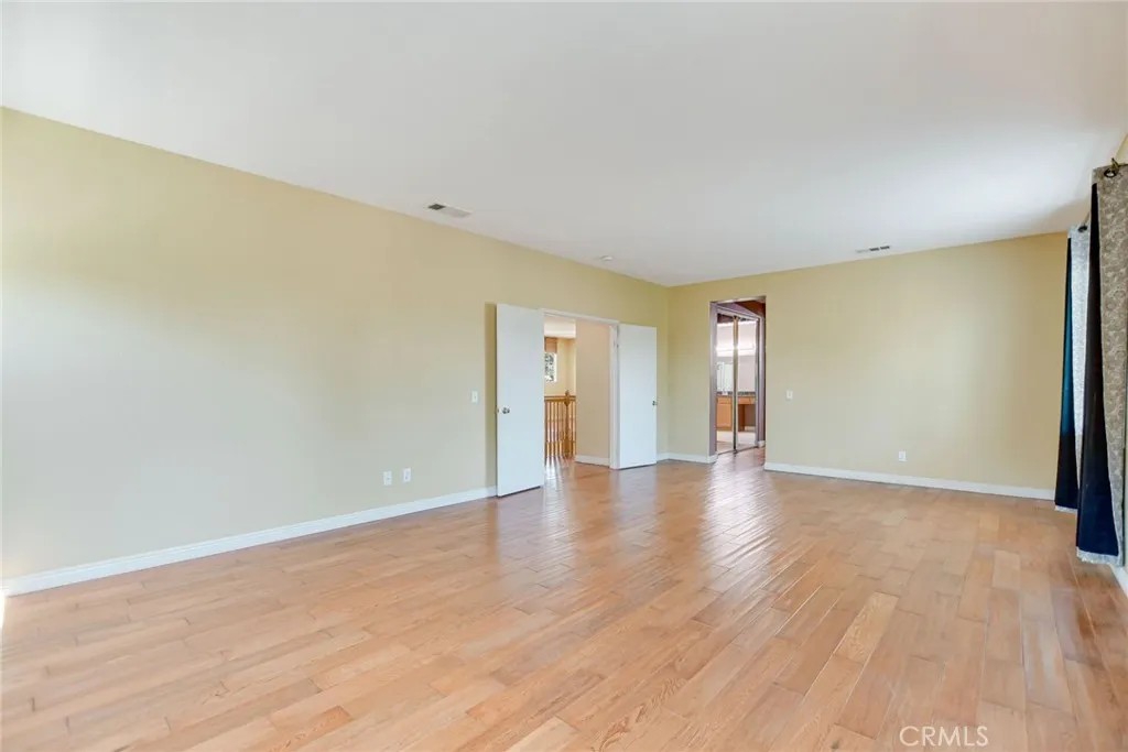 12139 Serra Avenue, Chino, California 91710 home-pic-23