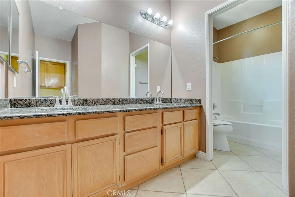 12139 Serra Avenue, Chino, California 91710 home-pic-27
