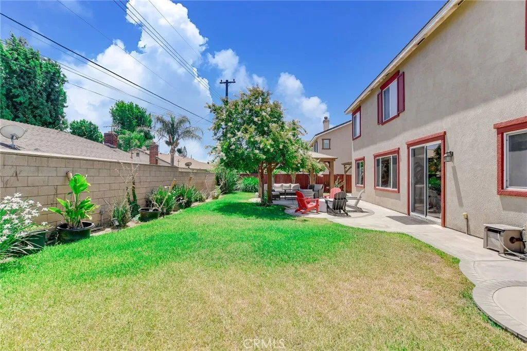 12139 Serra Avenue, Chino, California 91710 home-pic-34