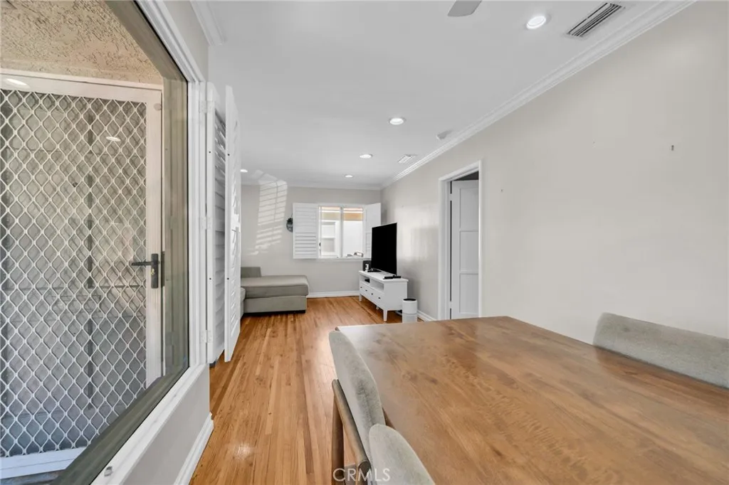 5514 Bellflower Blvd, Lakewood, California 90713 home-pic-11