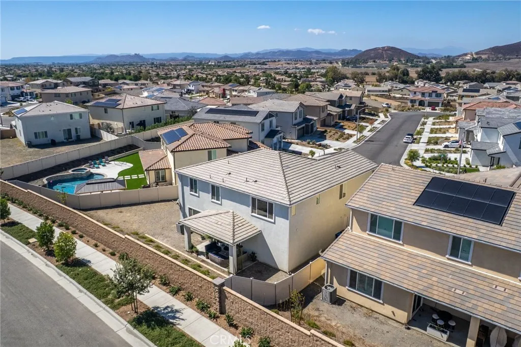 34316 Chartreuse Avenue, Winchester, California 92596 home-pic-63
