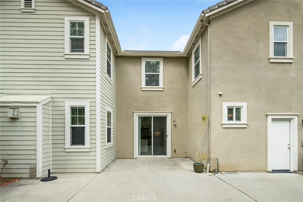 951 N Cornejo Way, Azusa, California 91702 home-pic-28