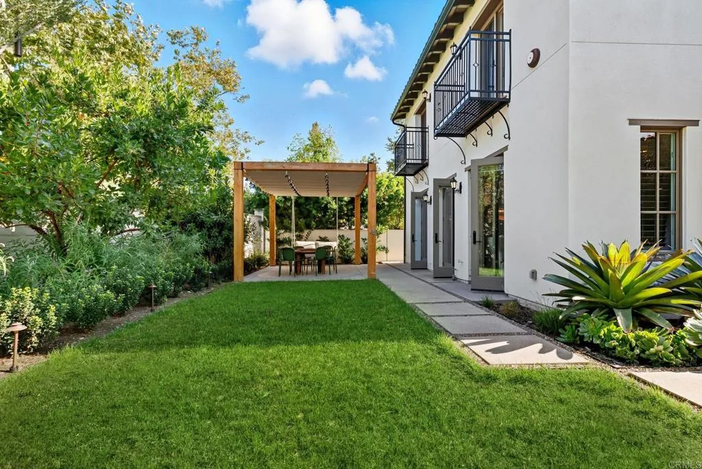 16941 Simple Melody Lane, San Diego, California 92127 home-pic-13