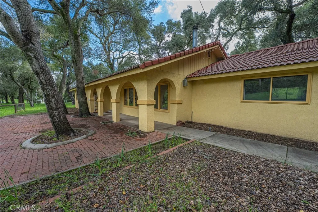 5670 Venado, Atascadero, California 93422 home-pic-0