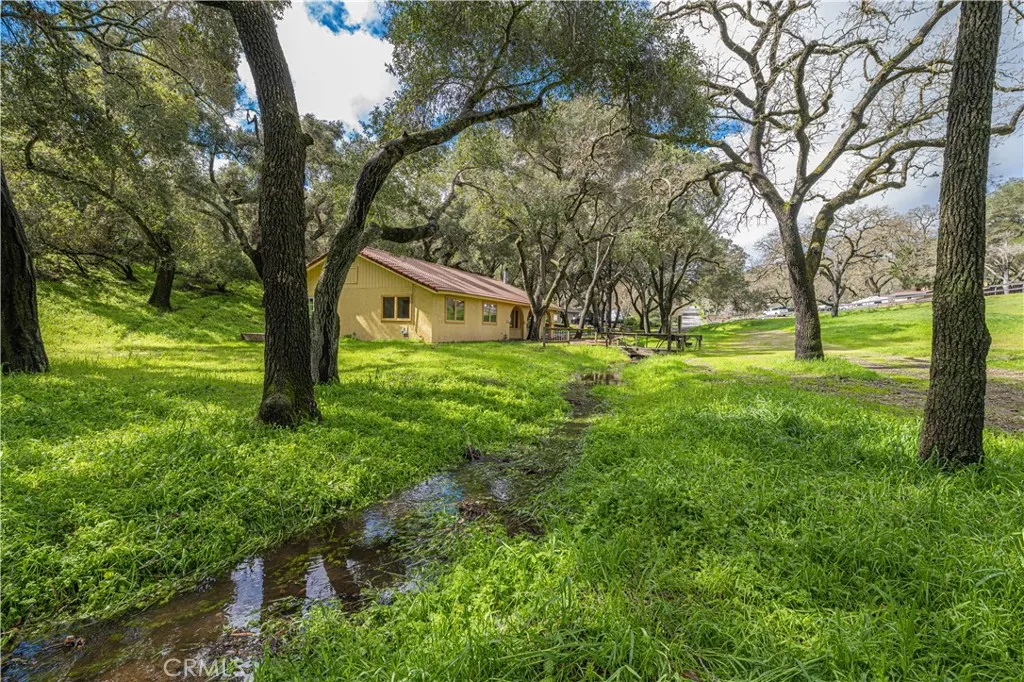 5670 Venado, Atascadero, California 93422 home-pic-3