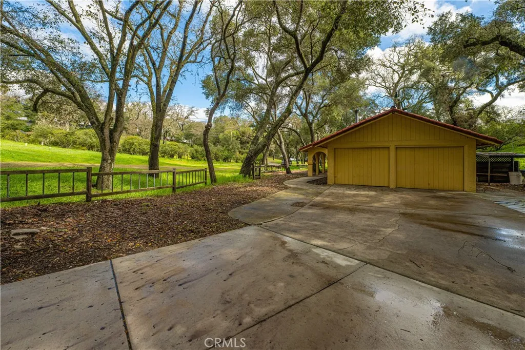 5670 Venado, Atascadero, California 93422 home-pic-4