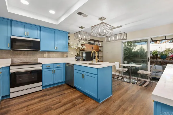 1210 Via Apuesto, San Marcos, California 92078