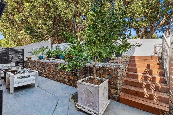 1210 Via Apuesto, San Marcos, California 92078