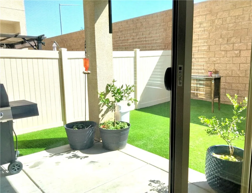 1441 E Laurelwood, San Bernardino, California 92408 home-pic-14