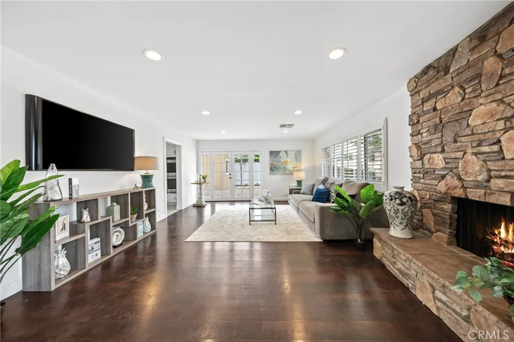 1623 N N Vallejo Way, Upland, California 91784 home-pic-1