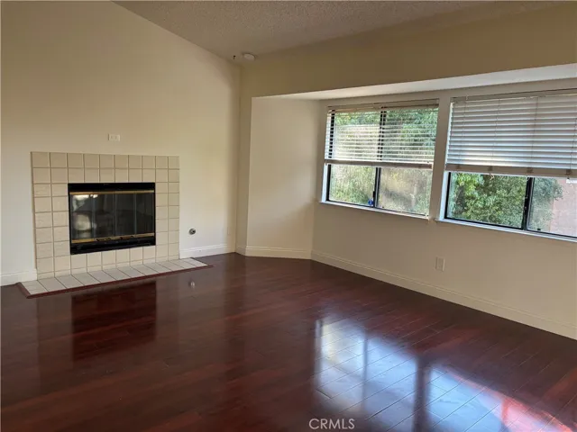 668 S Iron Horse Lane, Anaheim Hills, California 92807