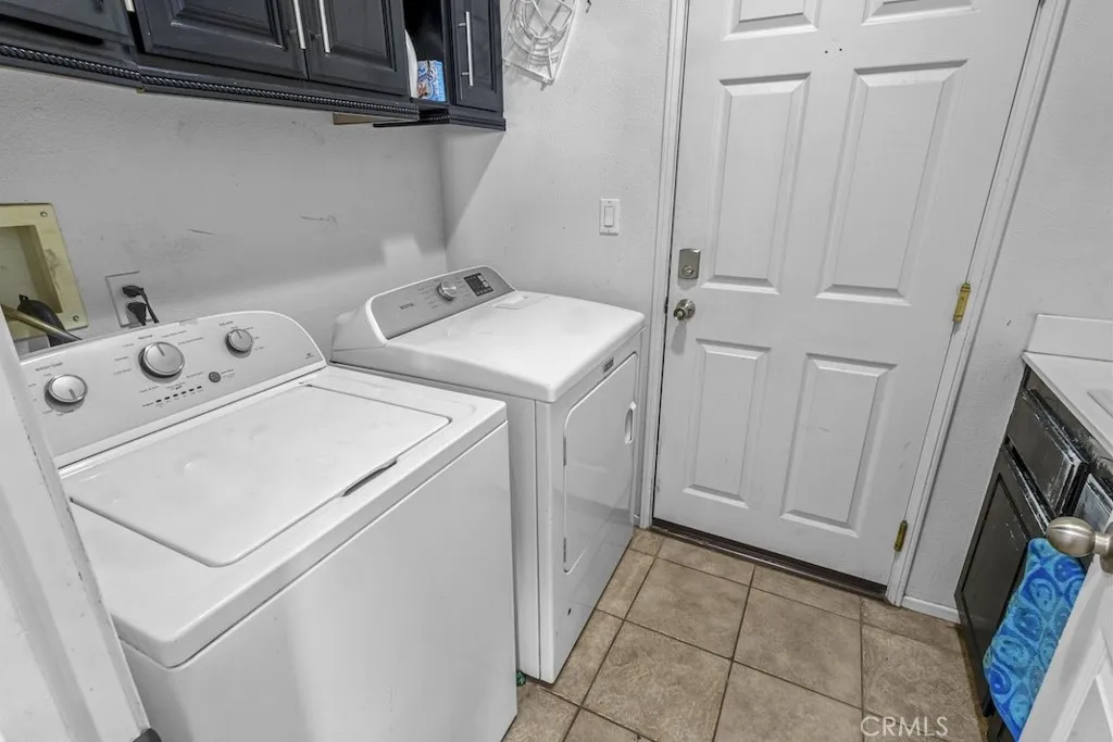 11863 Garret Lane, Victorville, California 92392 home-pic-47