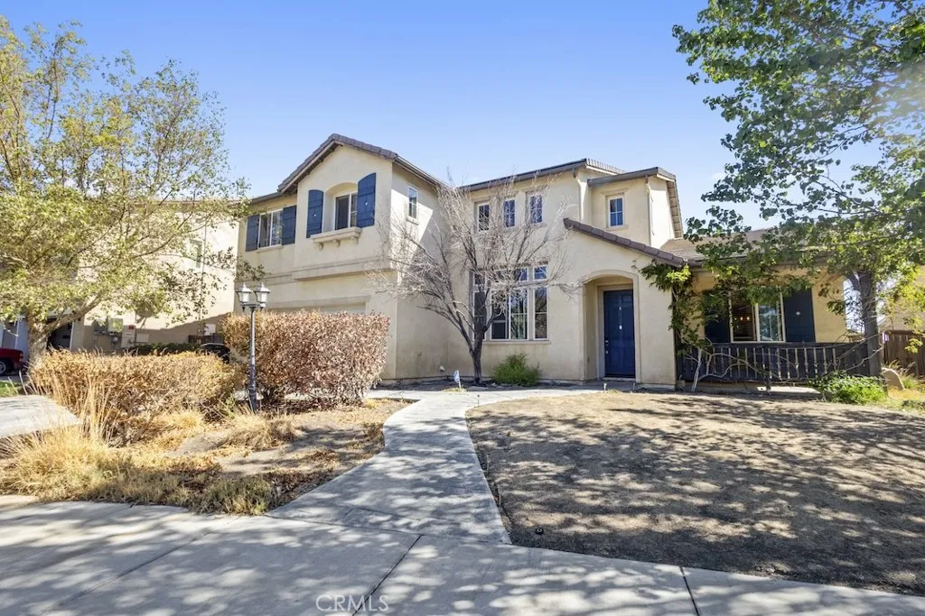 11863 Garret Lane, Victorville, California 92392 home-pic-0