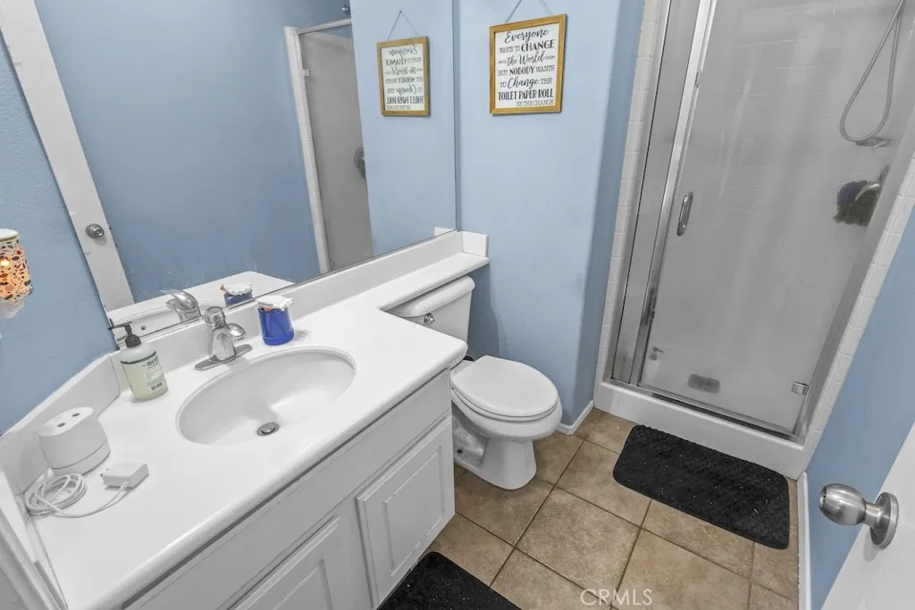11863 Garret Lane, Victorville, California 92392 home-pic-48